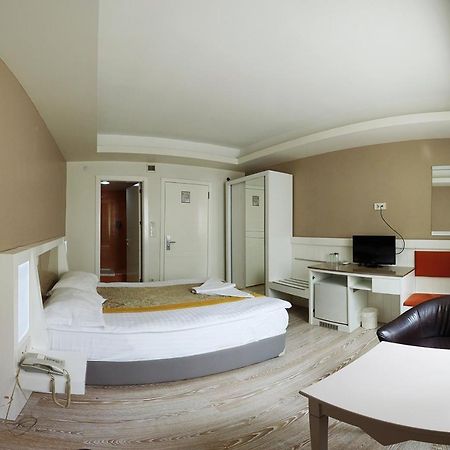 Grand As Hotel Стамбул Экстерьер фото